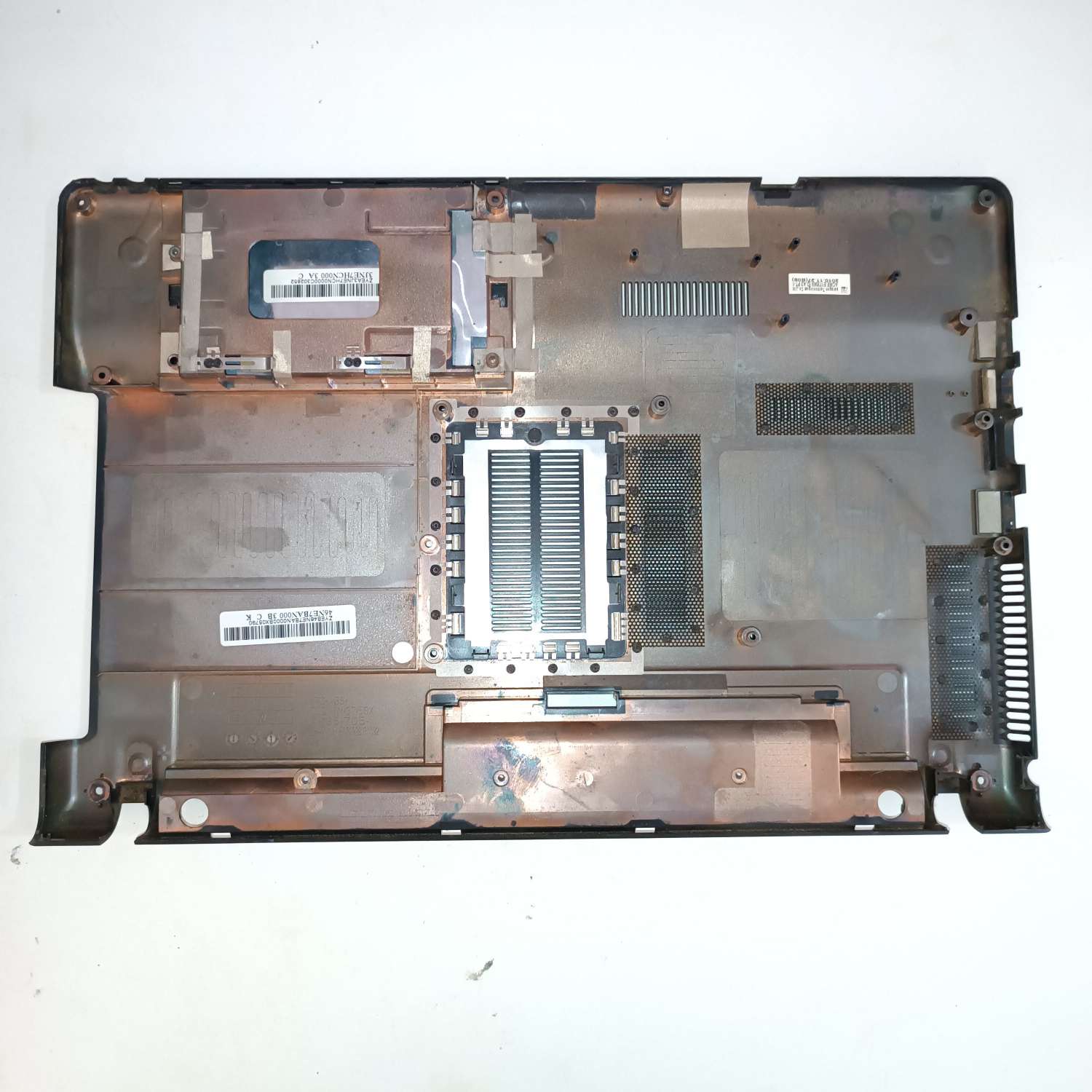15302995522-compress-20240930-110103-3869.jpg Carcaça Base Chassi inferior para Notebook Sony Vaio PCG-61611X (Seminovo) - Imagem 1