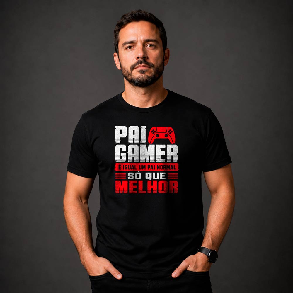 F1544999246D967EFB53EFA7F83616CC.jpg Camiseta Presente para Pai Gamer Igual Um Pai Normal Só Que Melhor 100% Algodão - Imagem 1